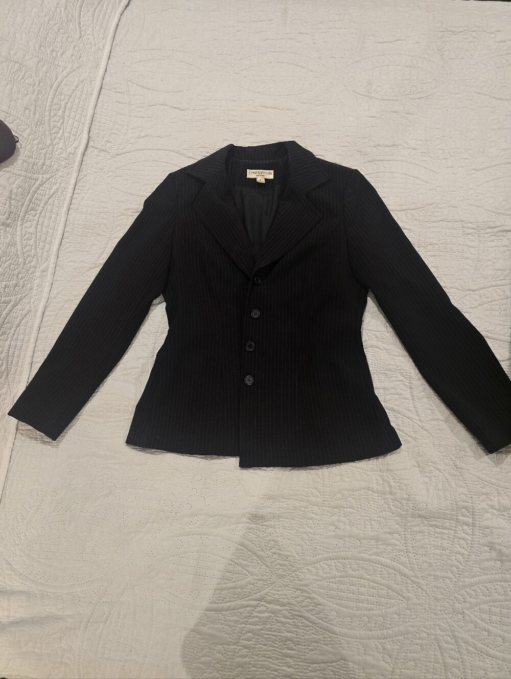 Lena Gabrielle New York Black Pinstripe Skirt Suit Set Sz 6